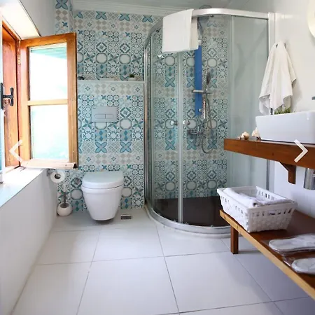 住宿加早餐酒店 Nar Cafe