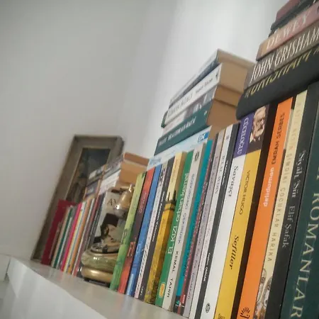 Nar Cafe 住宿加早餐酒店 Siğacık