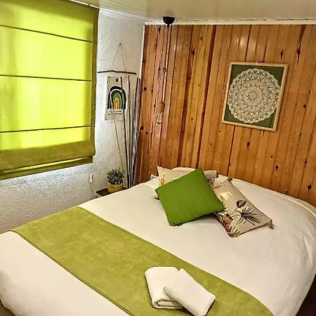Nar Cafe Bed and breakfast Siğacık