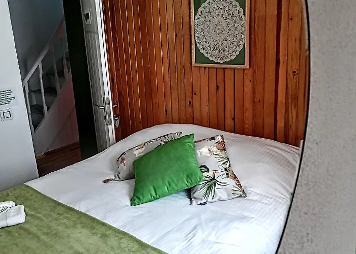 Bed & Breakfast Nar Cafe Siğacık