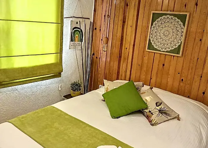 Nar Cafe Bed & Breakfast Siğacık