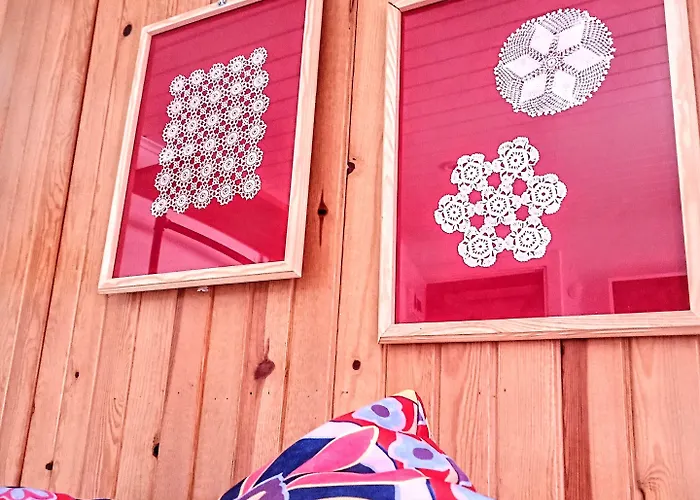 Nar Cafe Bed & Breakfast *