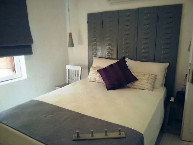 Bed & Breakfast Nar Cafe Siğacık