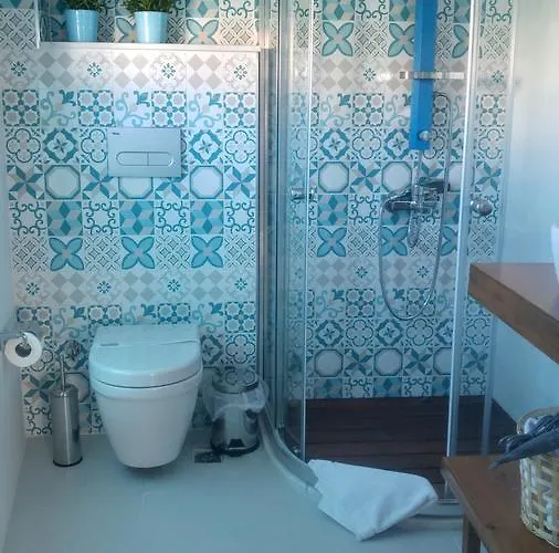 Nar Cafe Bed & Breakfast