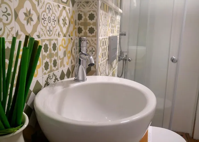 Nar Cafe Bed & Breakfast