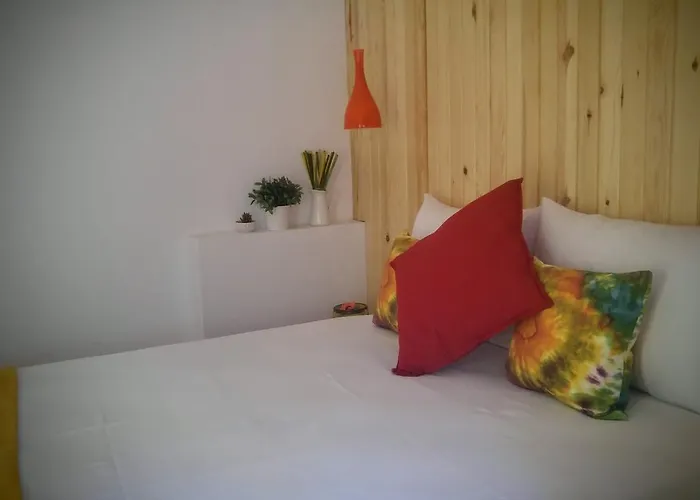 Nar Cafe Bed & Breakfast